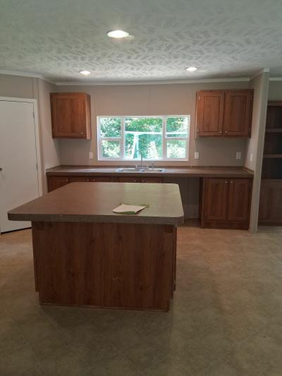 Photo 2 of 18 of home located at 870 County Road 128 Ironton, OH 45638