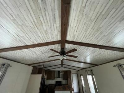 Photo 5 of 16 of home located at 25898 I-30 Frontage Rd Bryant, AR 72022