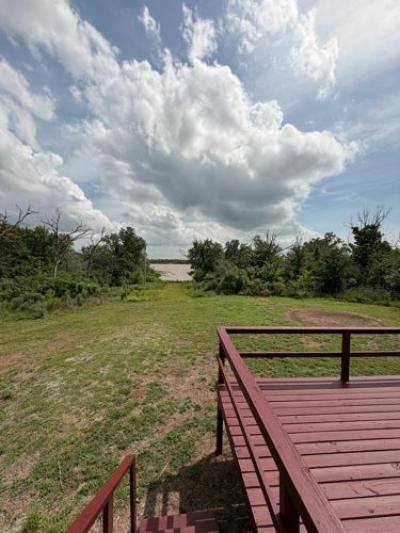 Photo 2 of 26 of home located at 323 Swan Rd McAlester, OK 74501