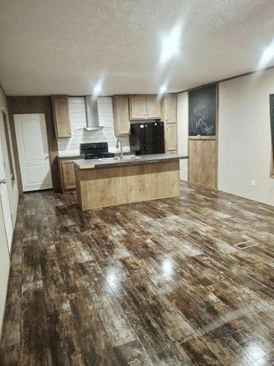Photo 4 of 27 of home located at 2275 Franklin St Vacherie, LA 70090