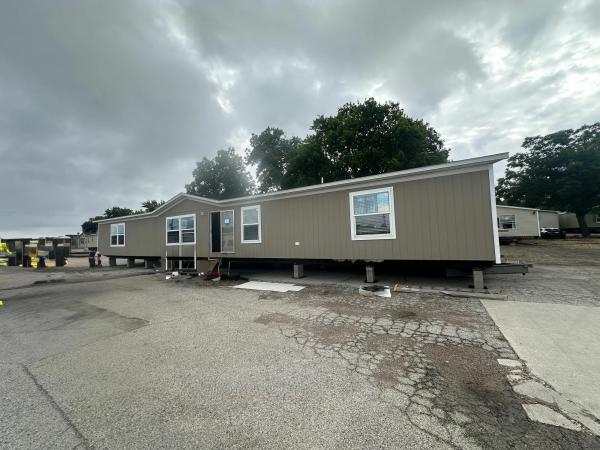 2021 TRIUMPH Mobile Home For Sale