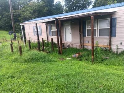 Mobile Home at 204 N Mitchell St Corbin, KY 40701