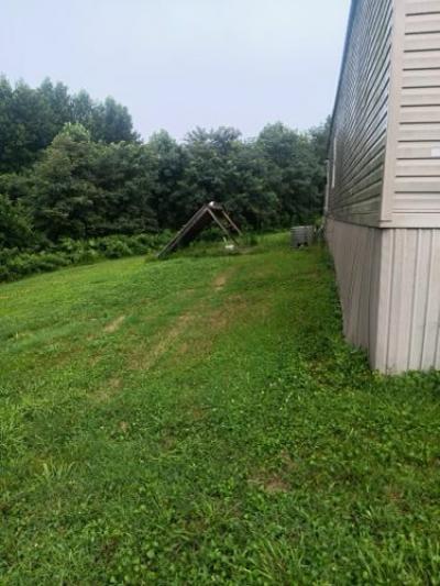Photo 3 of 11 of home located at 204 N Mitchell St Corbin, KY 40701