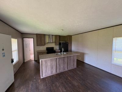 Photo 4 of 11 of home located at 204 N Mitchell St Corbin, KY 40701