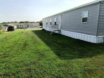 Photo 2 of 12 of home located at 533 Aspen Dr Old Monroe, MO 63369