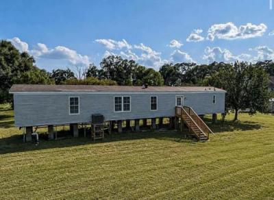 Photo 4 of 28 of home located at 22350 La Highway 1032 Denham Springs, LA 70726