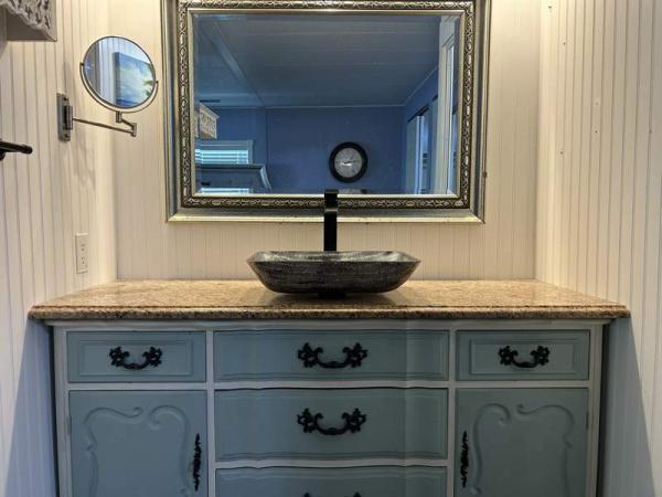 1982 TWIN Manufactured Home