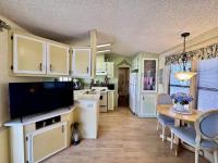 1988 Cavco Manufactured Home
