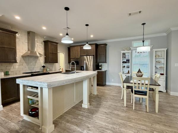 2022 Palm Harbor 22852A/B Mobile Home
