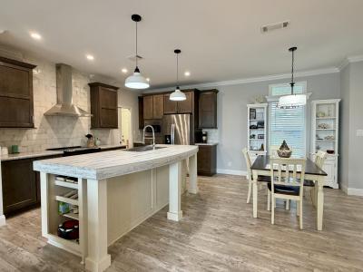 Photo 5 of 19 of home located at 2716 Pier Drive Ruskin, FL 33570