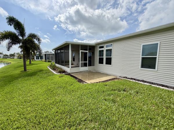 2022 Palm Harbor 22852A/B Mobile Home