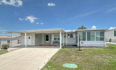 Mobile Home at 913 Lietzke Ln Lady Lake, FL 32159