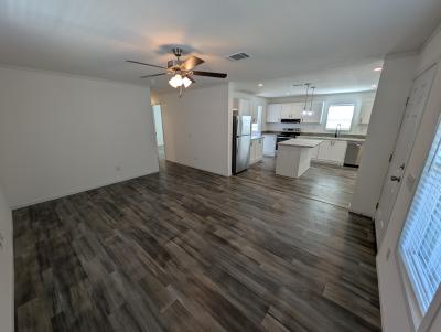 Photo 5 of 23 of home located at 603 63rd Ave W #B8 Bradenton, FL 34207