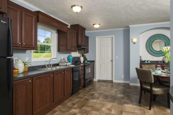 2017 Clayton Homes Inc Yes Mobile Home