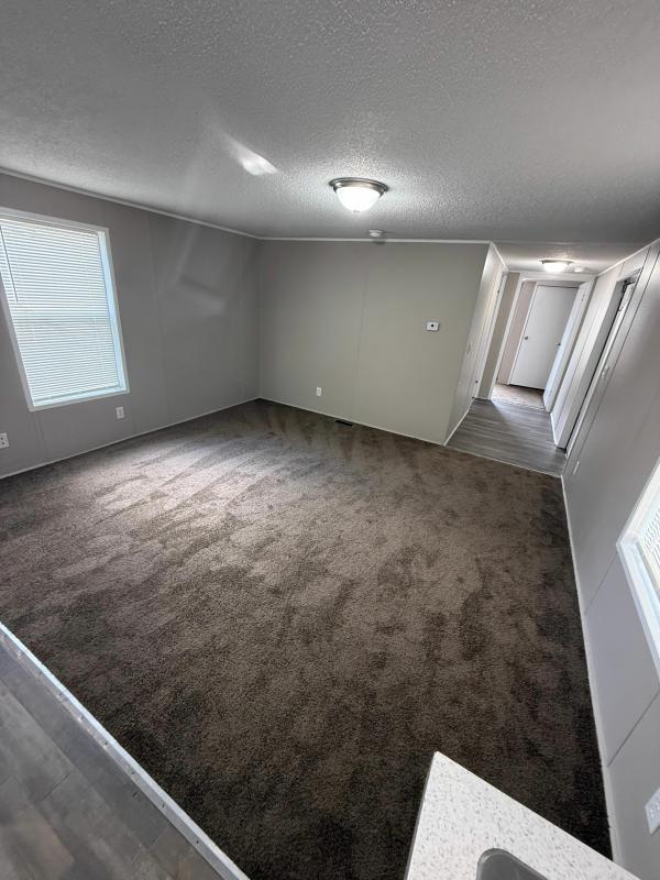 2006 Cavalier Homes Mobile Home For Sale