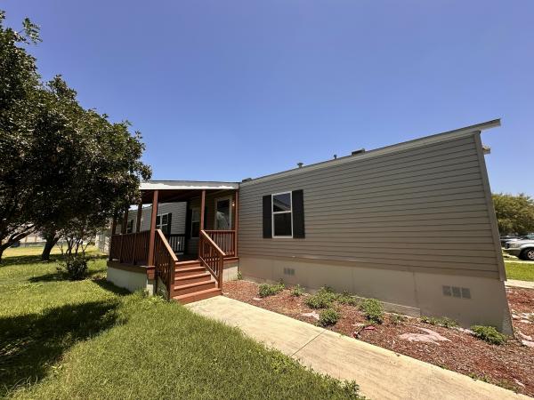 2010 Clayton Mobile Home For Sale