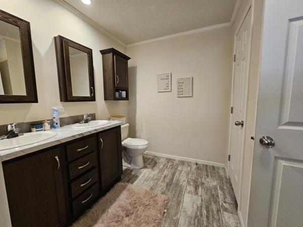 2019 Redman RA2856 201 Mobile Home