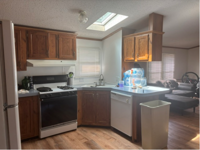 Photo 3 of 11 of home located at 43364 Charlemagne, #403 Sterling Heights, MI 48314
