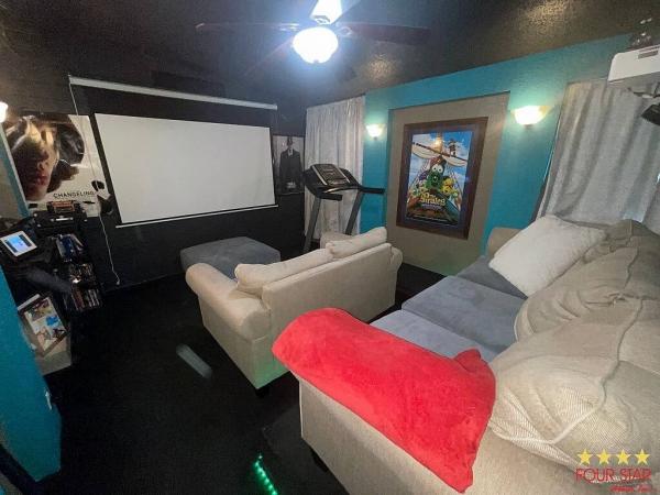 1994 PALM   Home