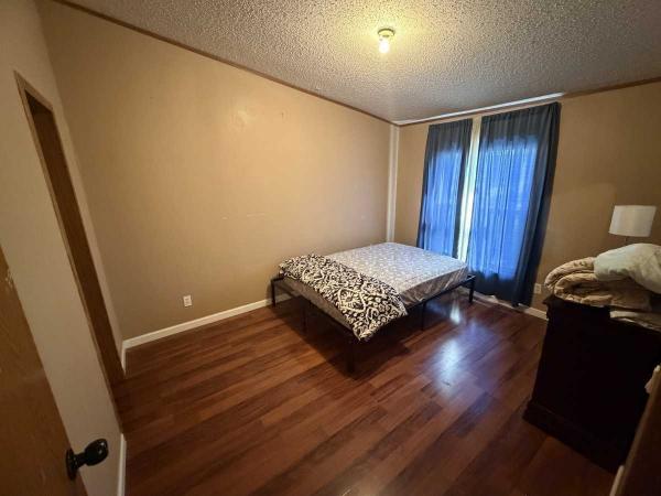 1996 M/M MH Mobile Home