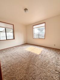 1989 Silver Manufactured Home