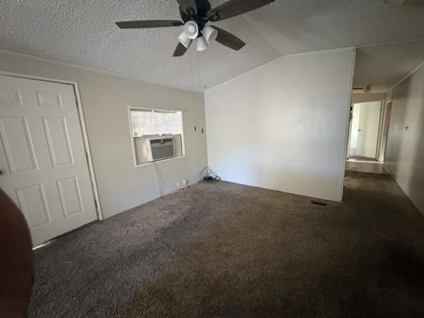 1990 Champion Manufactured Home