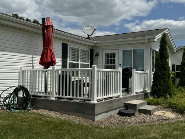 1998 Hi-Tech Saratoga Manufactured Home