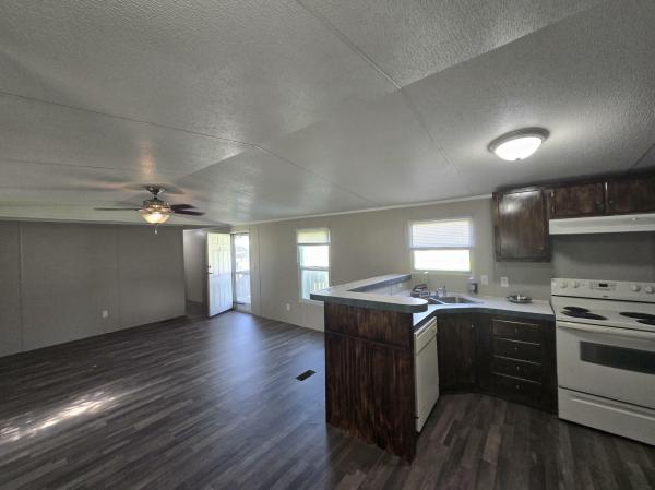 2001 Clayton Homes Inc Mobile Home For Rent