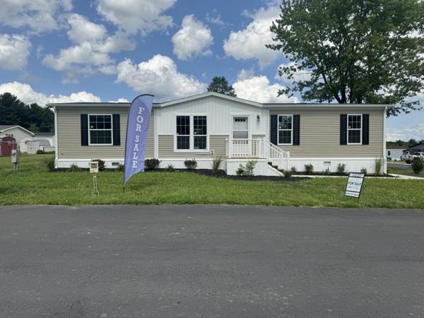 Photo 1 of 2 of home located at 32 Derose Street Walnutport, PA 18088