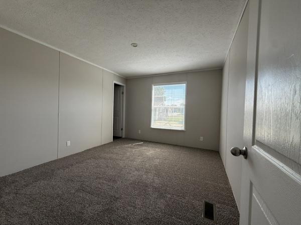 2022 Champion RFN2856907 Mobile Home