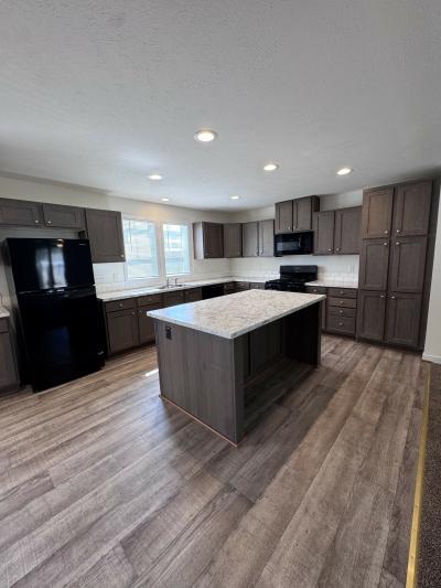 Photo 4 of 10 of home located at 46274 Tory Macomb, MI 48044