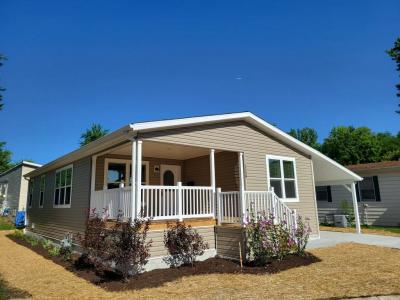 Photo 4 of 21 of home located at 1158 Lake Terrace Rd Elgin, IL 60123