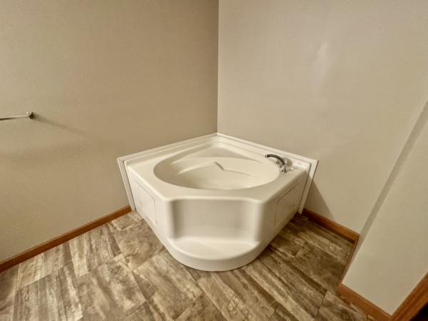 2016 FAIRMONT 430HH28563B Mobile Home