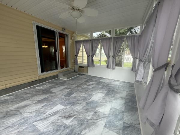 2011 Mobile Home