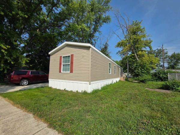 Photo 1 of 2 of home located at 2605 Forest Oak Street Middletown, OH 45042