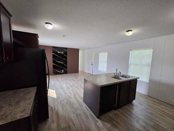 2019 6683L  Home