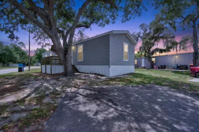 Mobile Home at 8518 Gibsonton Dr 72 Gibsonton, FL 33534