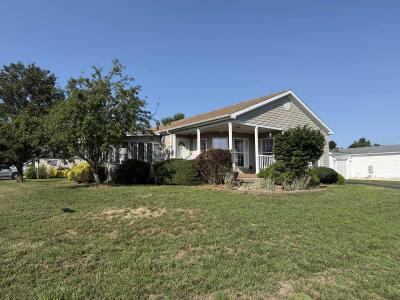 Photo 3 of 23 of home located at 120 Perry's Lane Manahawkin, NJ 08050