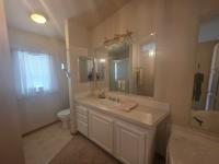 2000 Schult Manufactured Home
