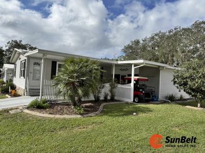 Photo 2 of 25 of home located at 427 Tulip Drive Fruitland Park, FL 34731