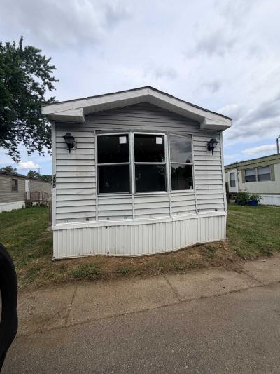 Photo 2 of 17 of home located at 301 Mantle Ave #295Kc Jackson, MI 49202