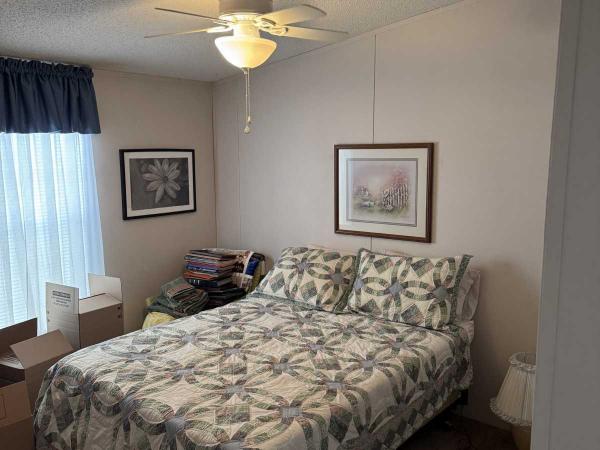 2007 Beacon Hills Series/Fleetwood  4443B Manufactured Home