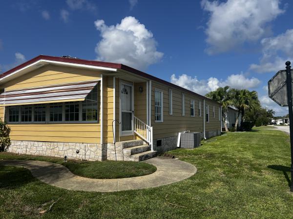 Photo 1 of 2 of home located at 2531 Lakes Of Melbourne Drive Melbourne, FL 32904