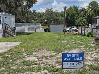 Mobile Home at 6930 Alafia Dr. Riverview, FL 33578