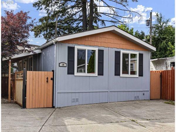 1998  Mobile Home For Sale