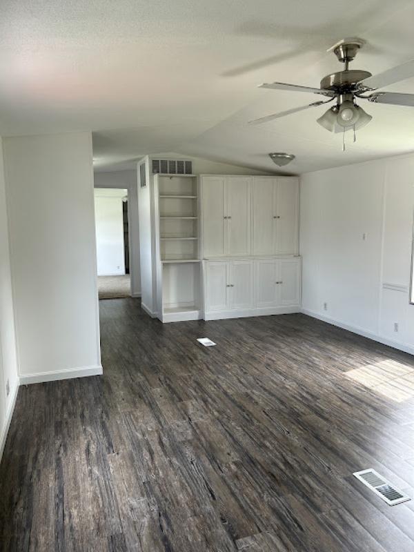 2006 Clayton Homes Mobile Home