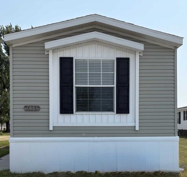 2017 Champion Fortune Gold Star 11 Manufactured Home