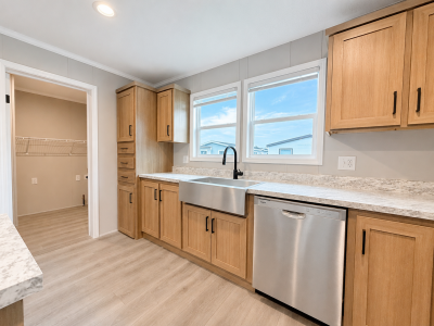 Photo 5 of 41 of home located at 4000 E 134th Street #1100 Chicago, IL 60633