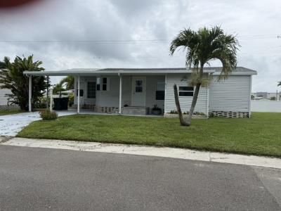 Mobile Home at 853 Tall Oak Road Naples, FL 34113