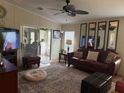 Photo 4 of 11 of home located at 853 Tall Oak Road Naples, FL 34113